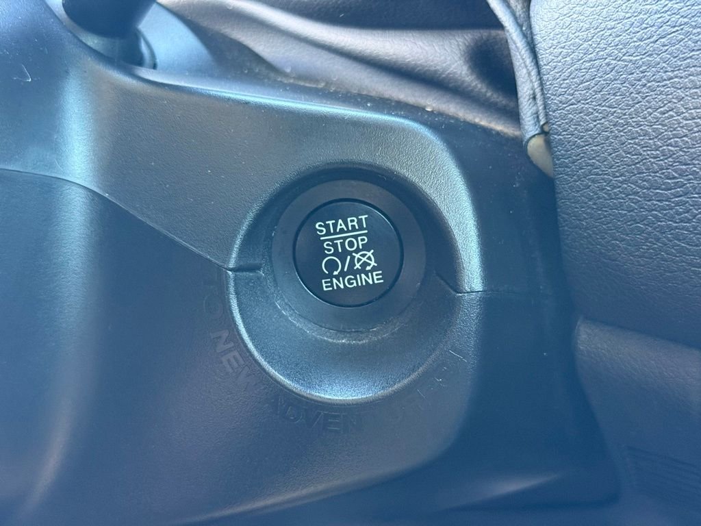Used 2022 Gray Jeep Trailhawk image 32