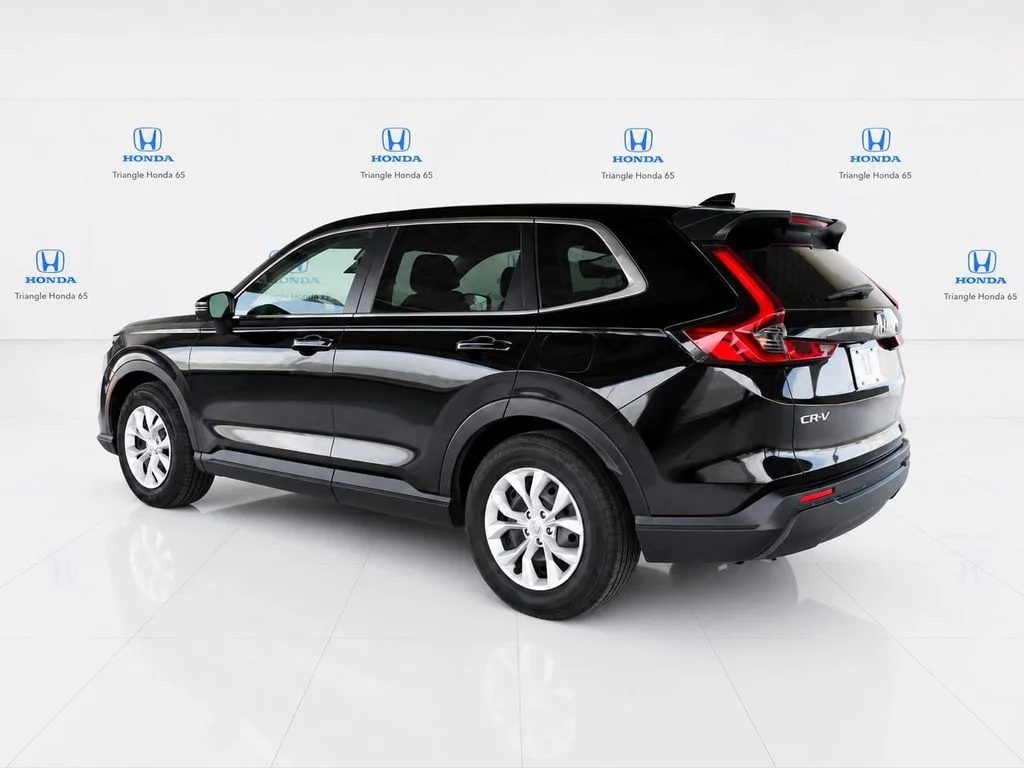 Used 2025  Honda LX image 4