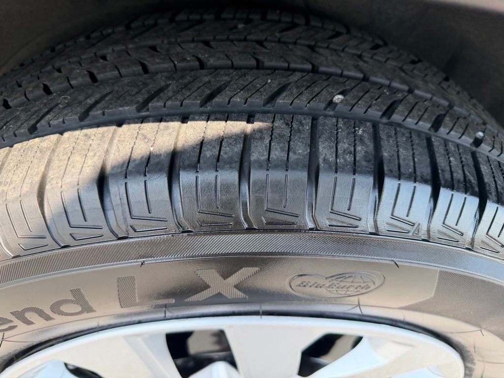 Used 2020 Gray Nissan S image 10