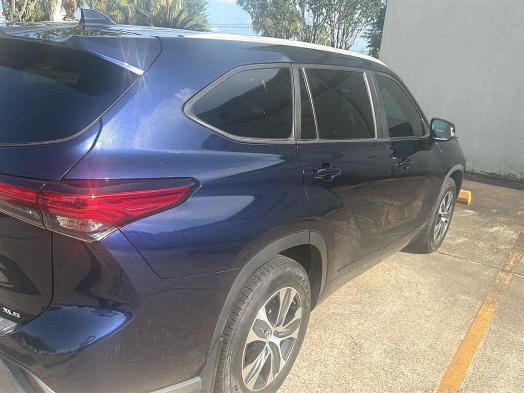 Used 2023 Blueprint Toyota XLE image 3