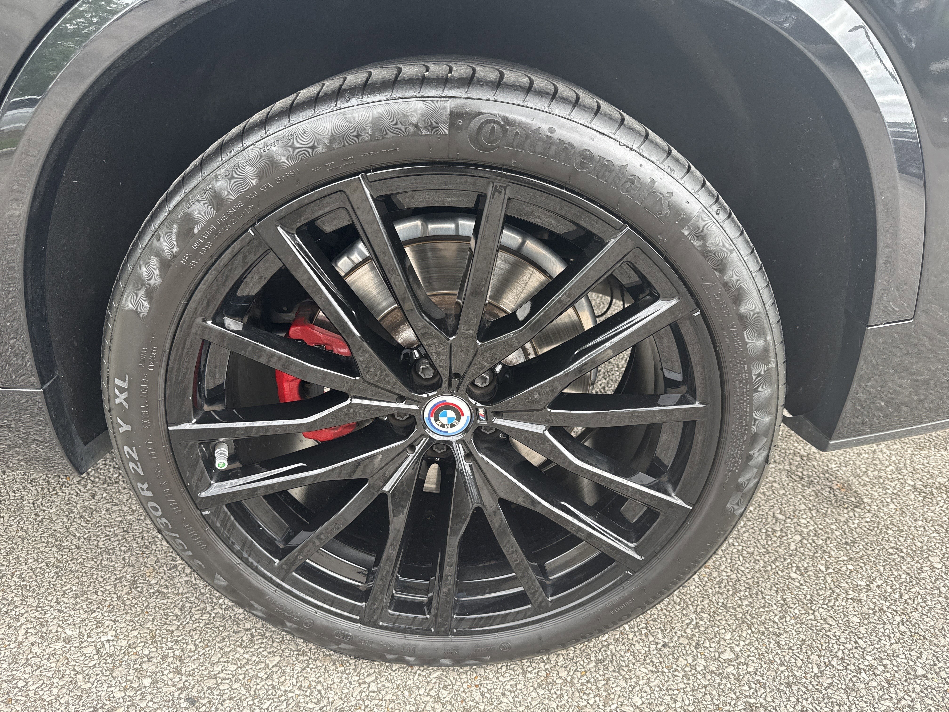 Used 2023 Black Sapphire Metallic BMW M50i image 22