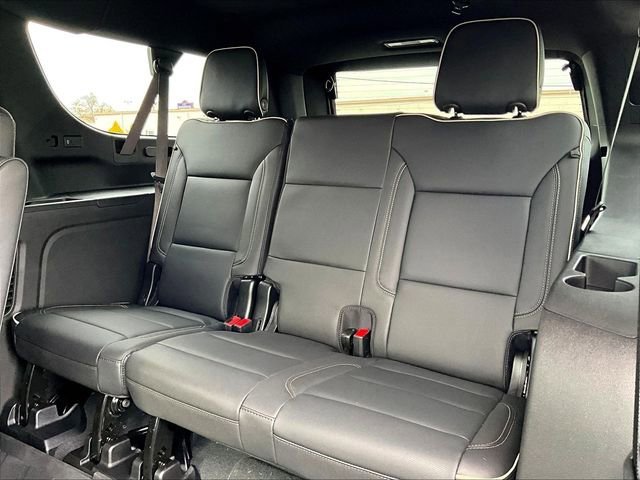 2026 Chevrolet Suburban Premier - Photo 14