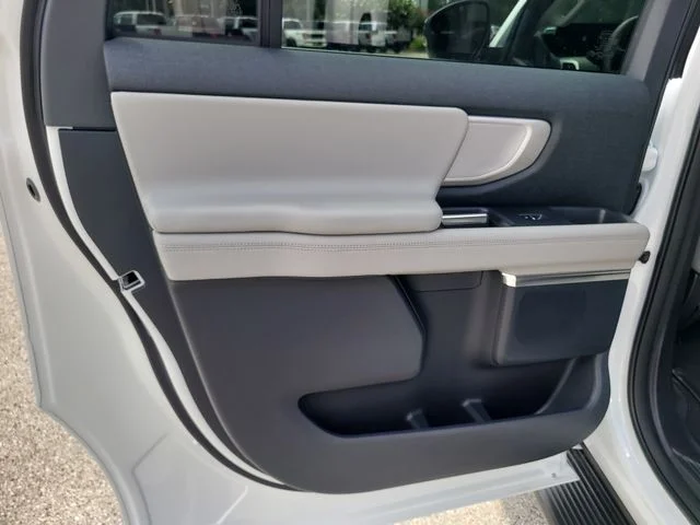 New 2026 Oxford White Ford Active image 14