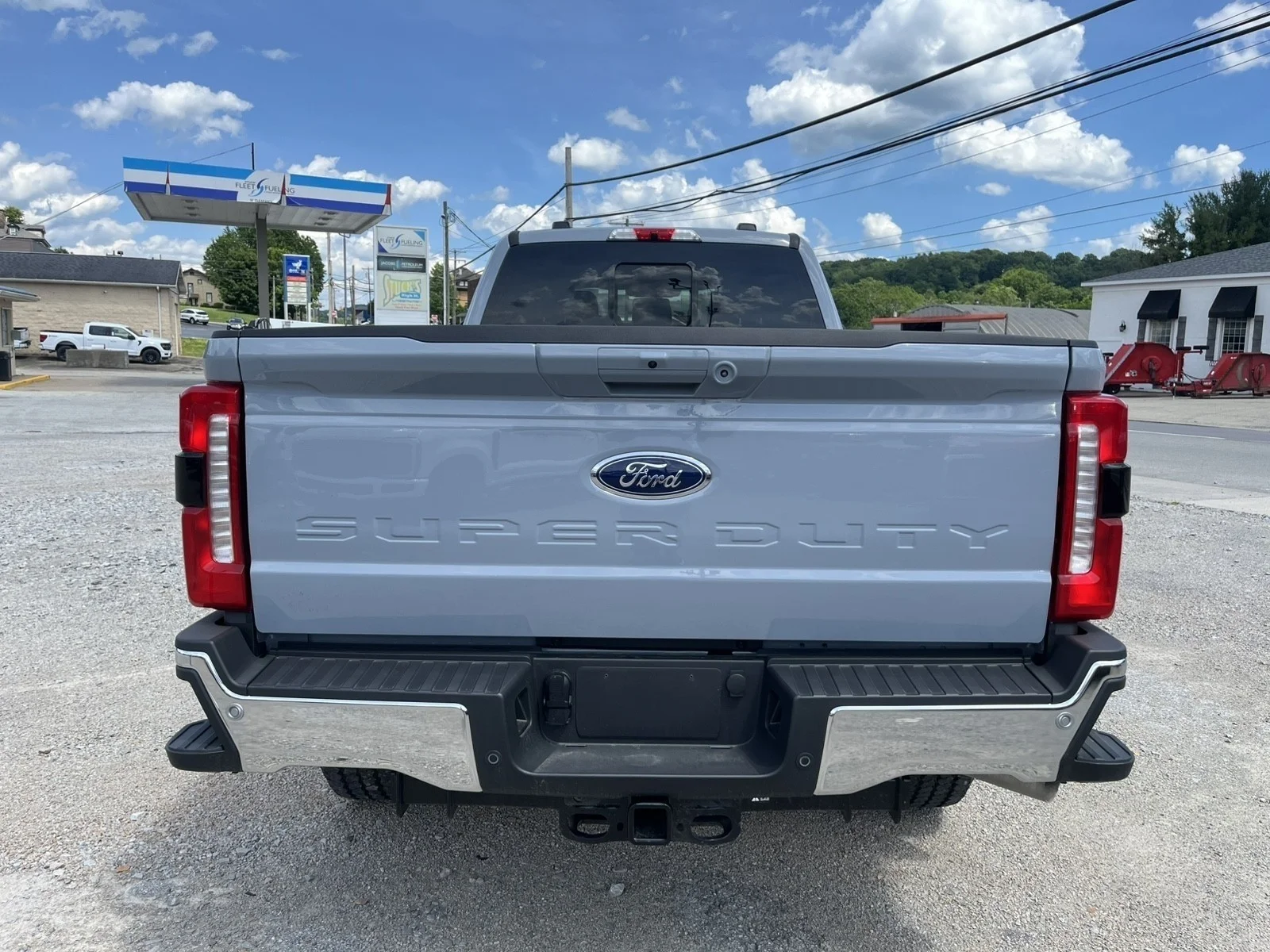 New 2026 Glacier Gray Metallic Tri-Coat Ford LARIAT image 3