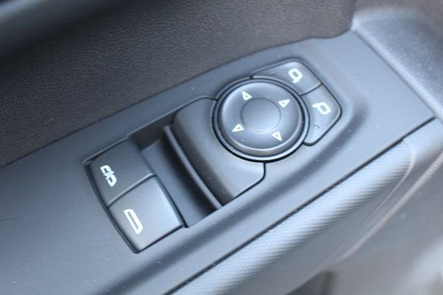 2025 GMC Sierra 1500 Pro - Photo 9