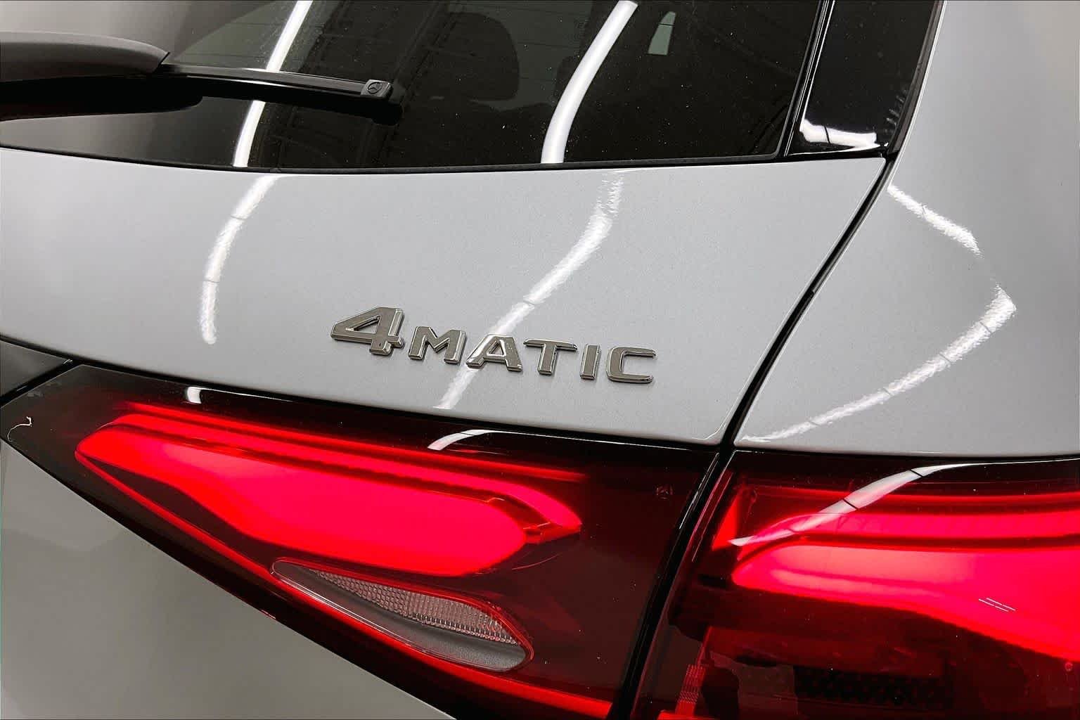 New 2026 Cirrus Silver Metallic Mercedes-Benz GLC 300 image 15