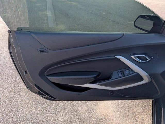 Used 2021 BLACK Chevrolet 1LT image 10