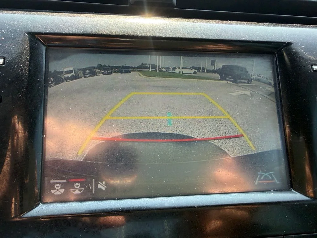 Used 2018 Gray Toyota SE image 13
