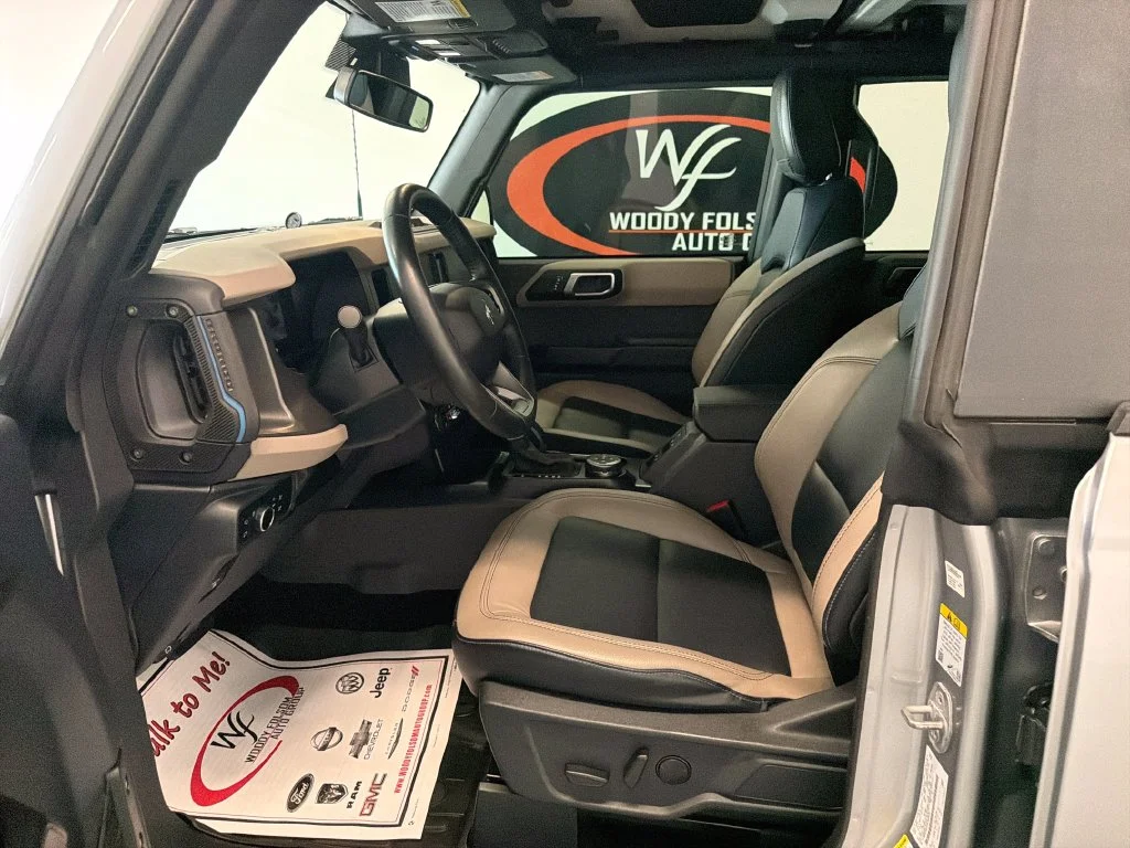 Used 2024 Silver Ford Wildtrak image 9