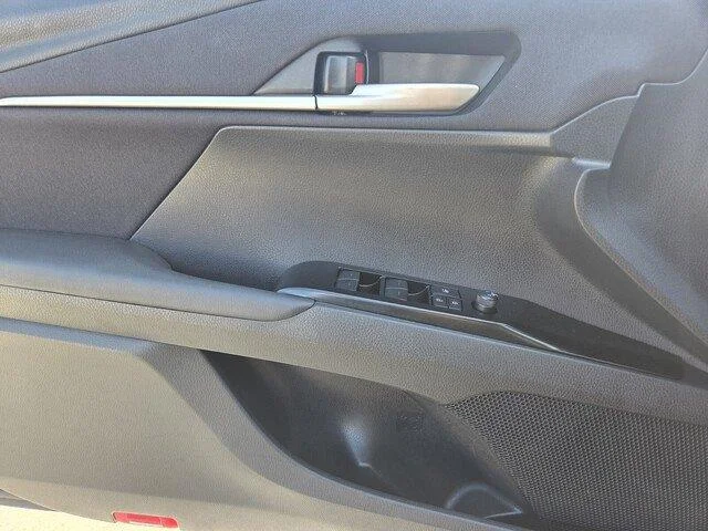 Used 2025 BLACK Toyota LE image 23