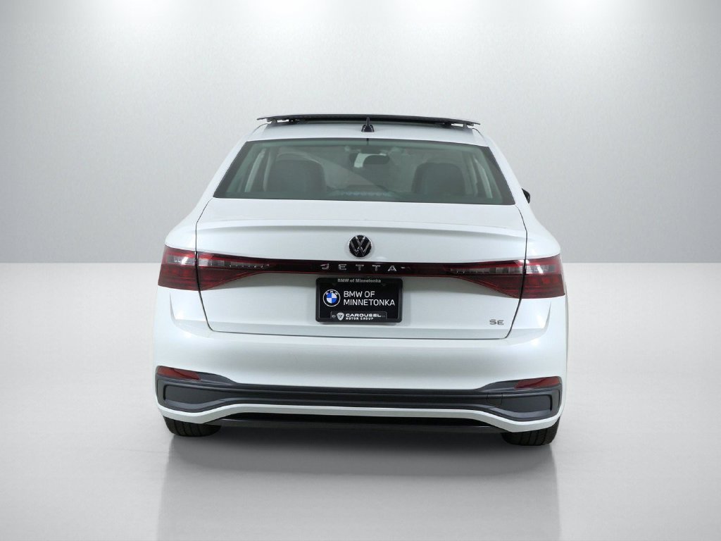 Used 2025 White Volkswagen 1.5T SE image 11
