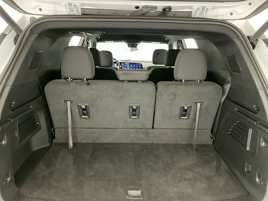 Certified Used 2024 WHITE Chevrolet LT image 25