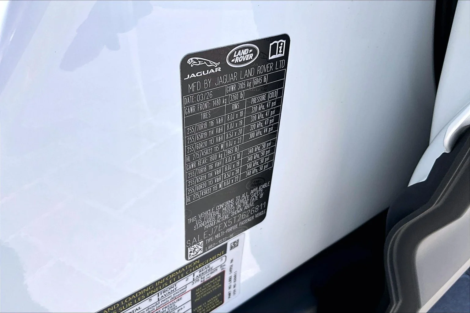 New 2026 Fuji White Land Rover S image 13