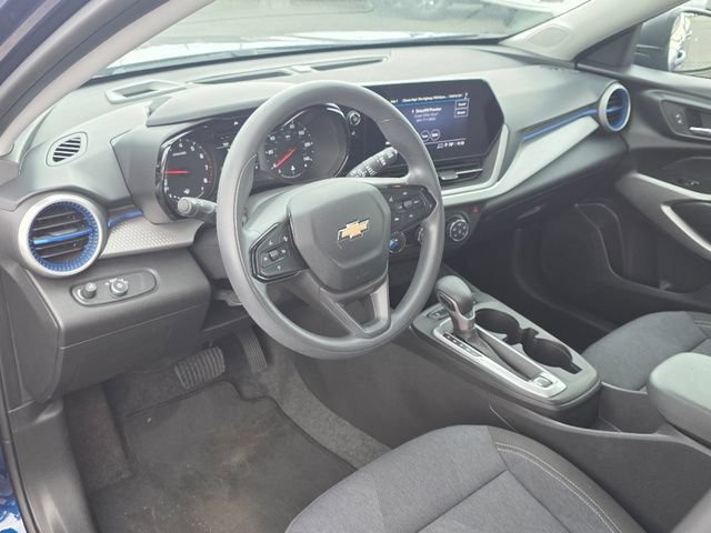 2024 Chevrolet Trax LS - Photo 30
