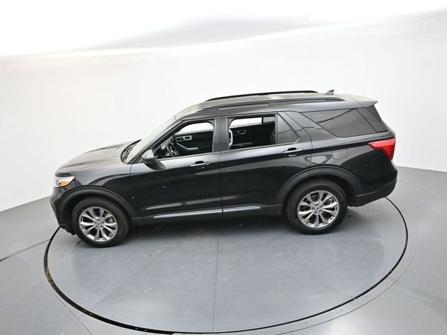 Used 2023 Black Metallic Ford XLT image 11