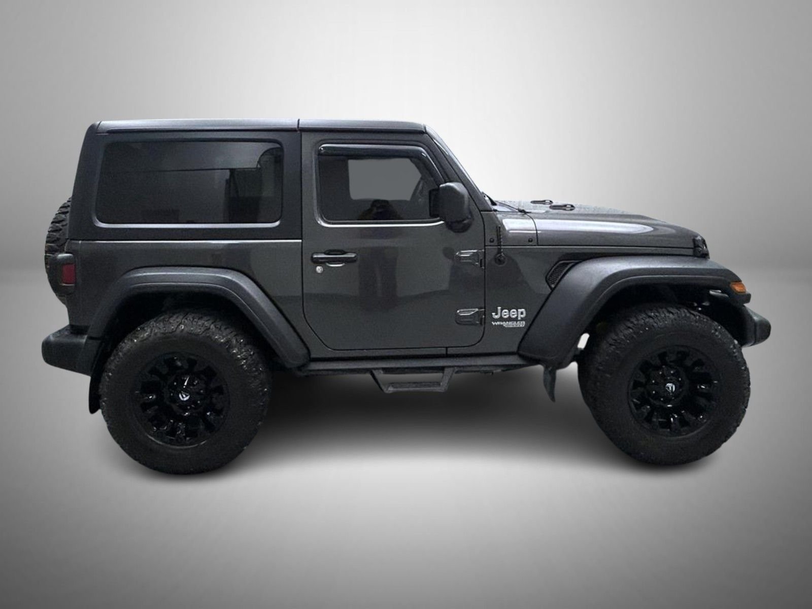 Used 2020 Gray Jeep Sport S image 4