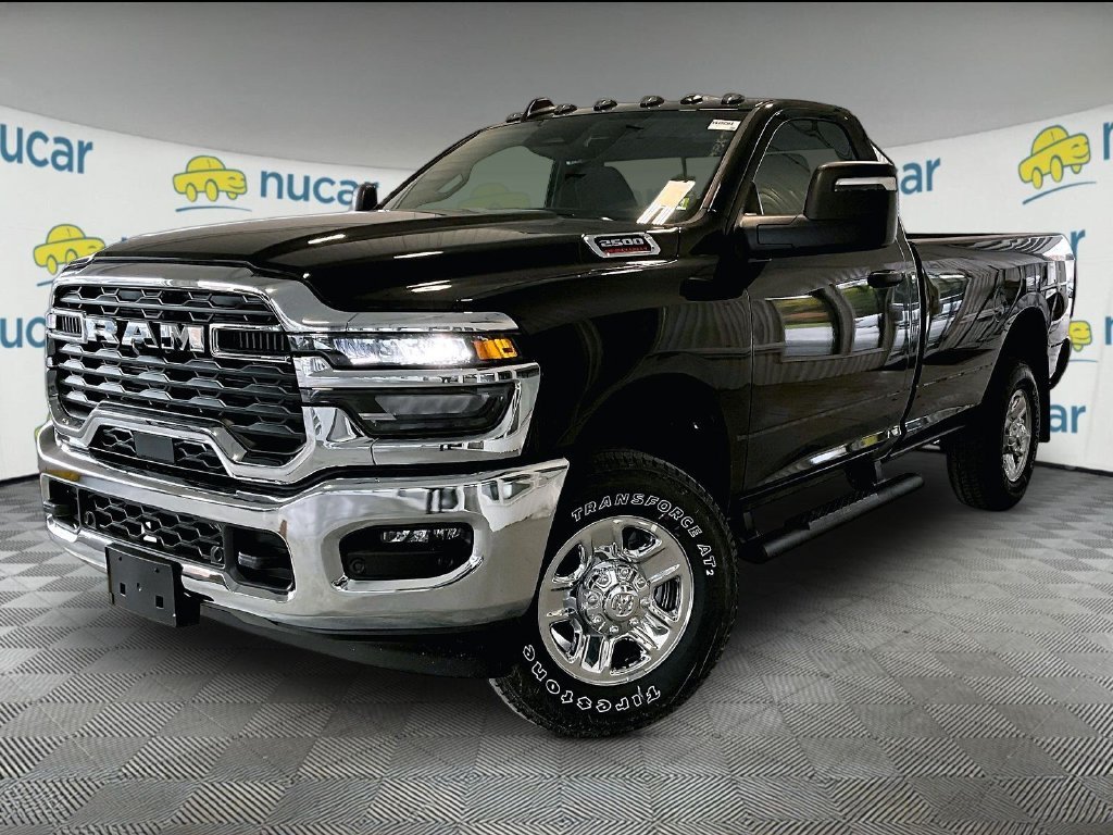 New 2026 Diamond Black Crystal Pearl-Coat Exterior Paint RAM Tradesman image 4