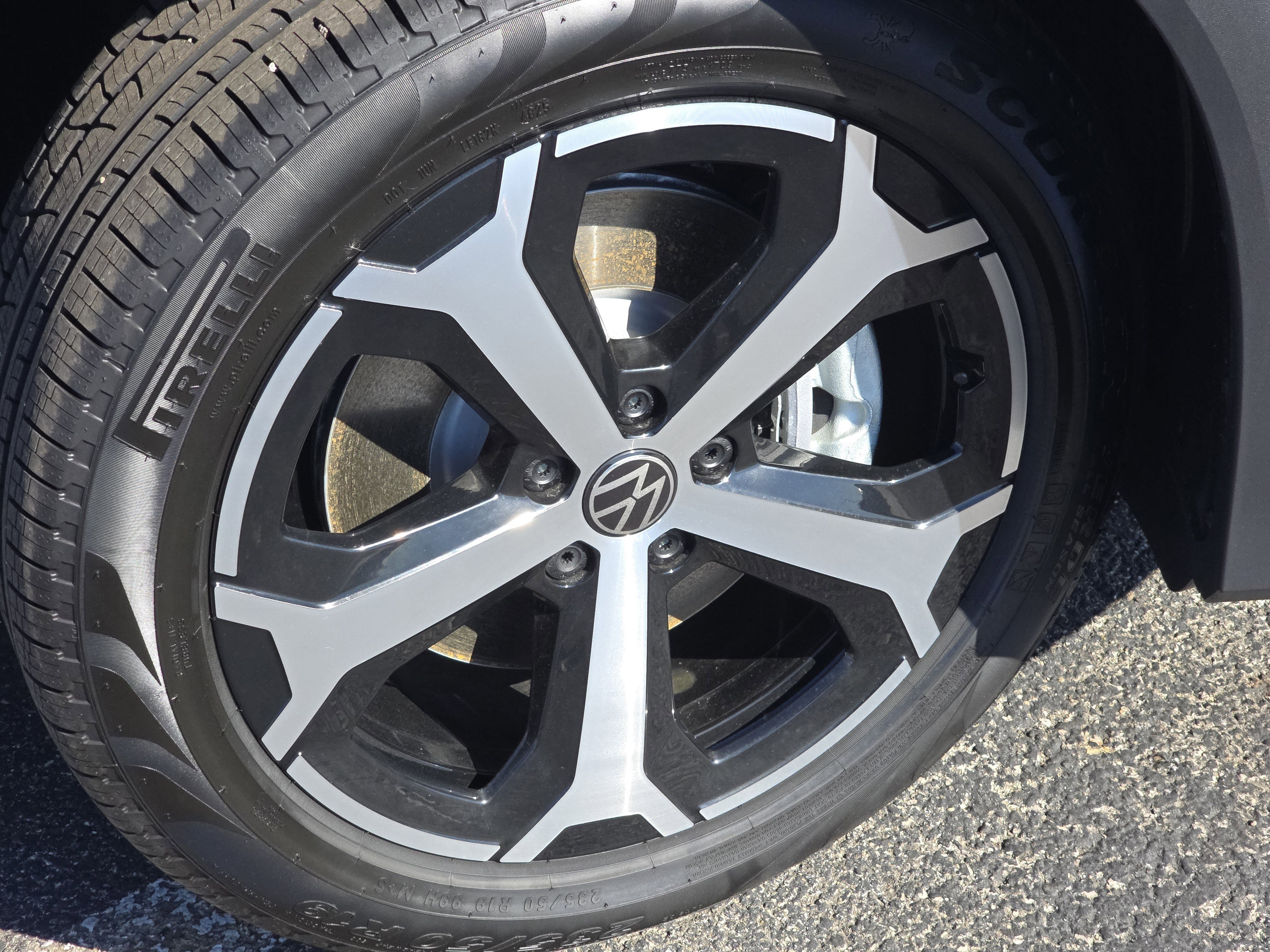 New 2026 Platinum Gray Metallic Volkswagen SE image 12