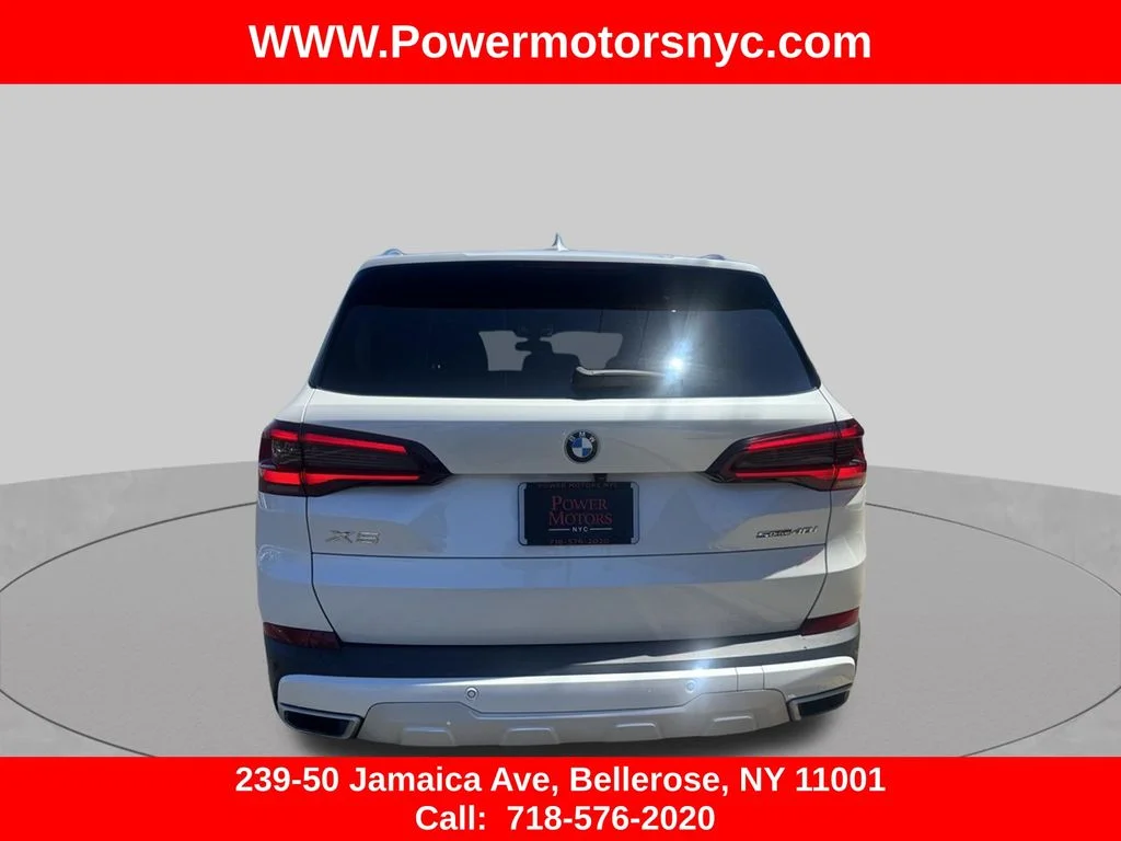 Used 2022 White BMW sDrive40i image 7