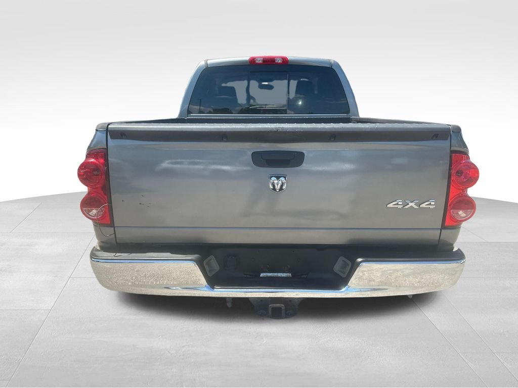 Used 2008 Gray Dodge SLT image 39