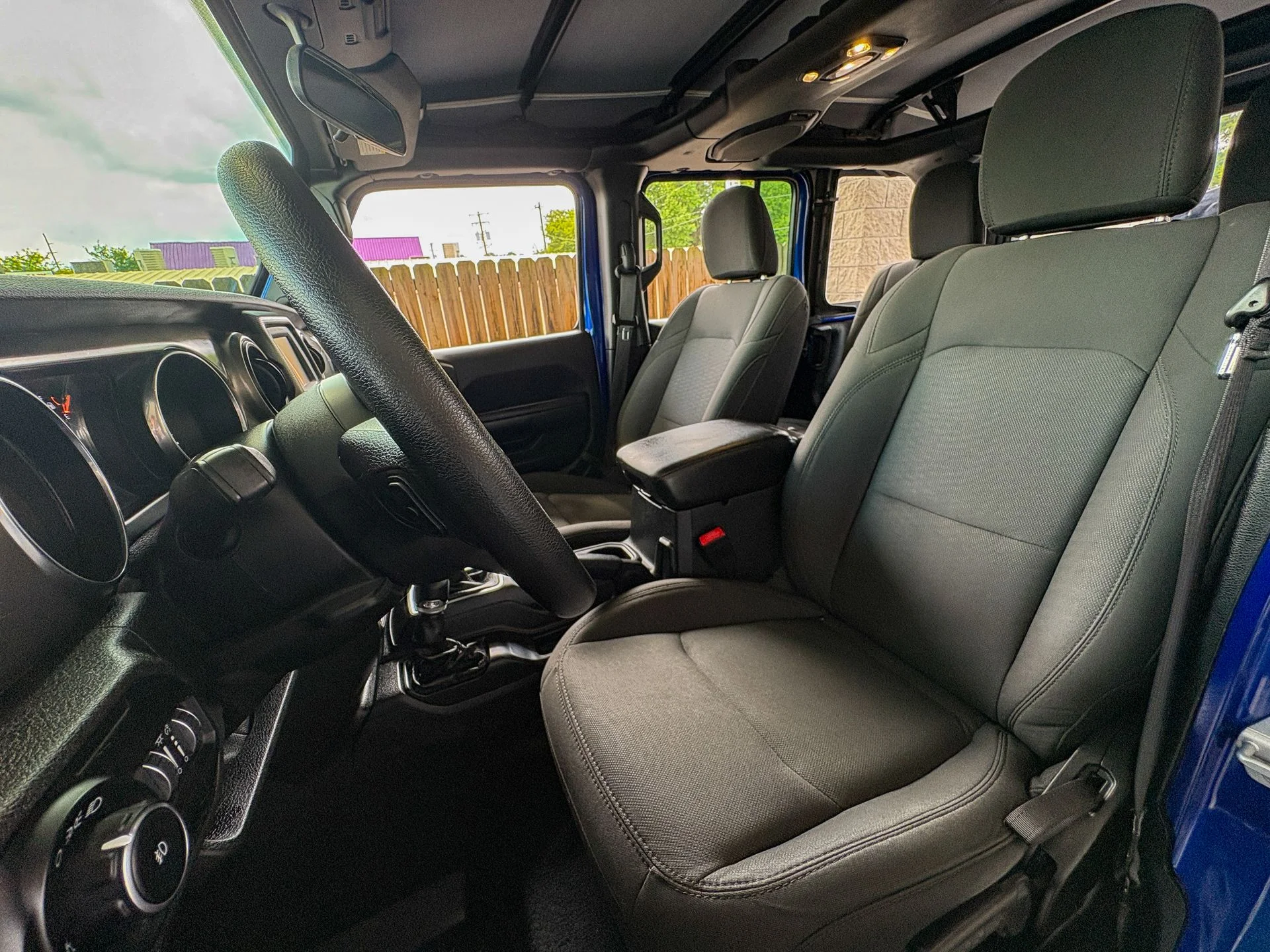 Used 2019 Blue Jeep Unlimited Sport image 24