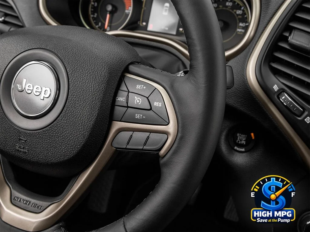 Used 2016 Black Jeep Latitude image 49