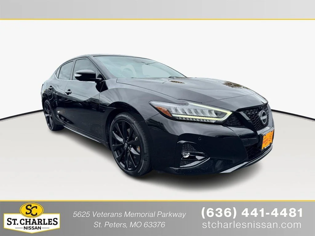 2023 Nissan Maxima SR