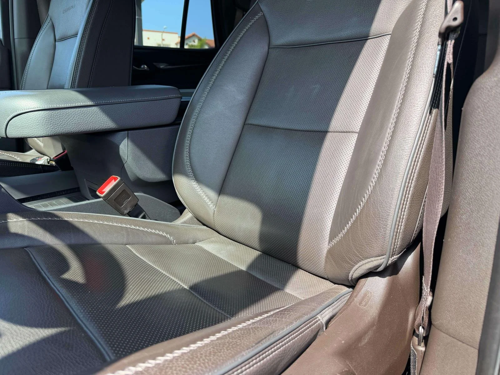 Used 2023 Midnight Blue Metallic GMC Denali image 33
