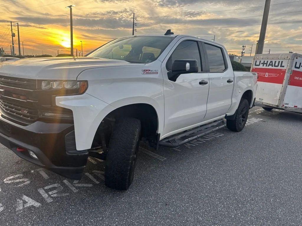 Used 2019 IRIDESCENT PEARL TRICOAT Chevrolet LT Trail Boss image 3