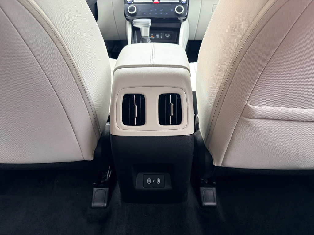 Used 2025 Ultimate Red Hyundai SEL image 28