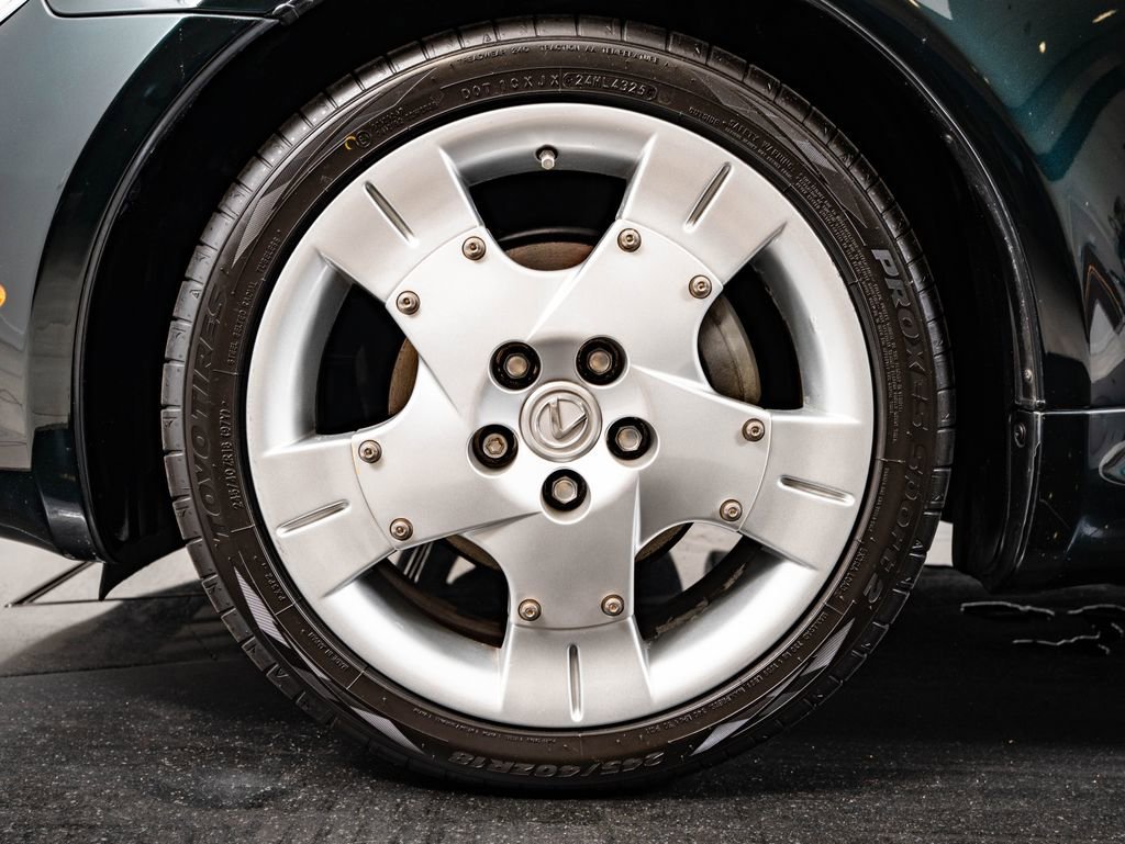 Used 2004 Green Lexus 430 image 14