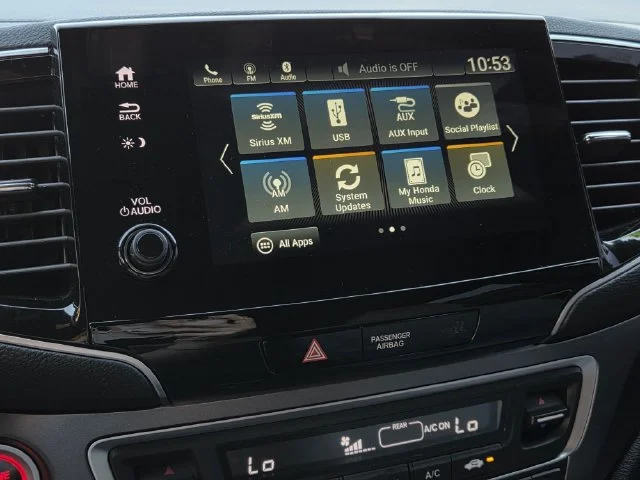 Used 2023  Honda EX-L image 11