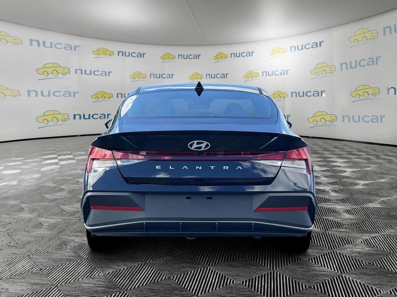2026 Hyundai Elantra — photo 6