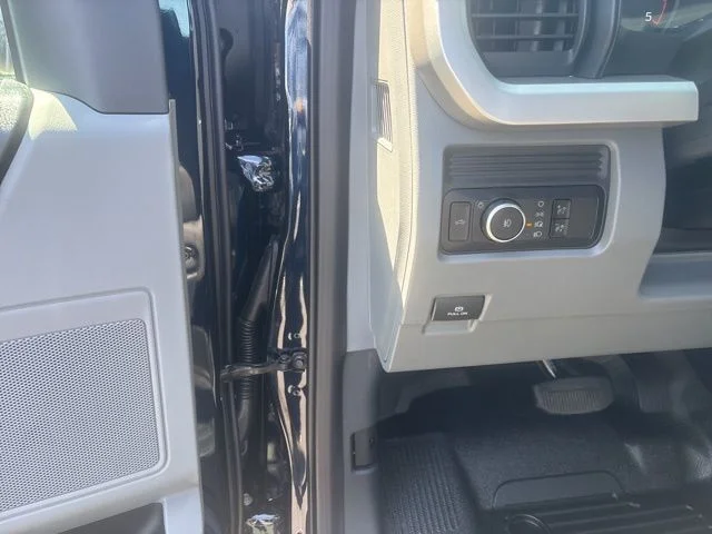 2025 Ford F-250 Super Duty XL - Photo 16