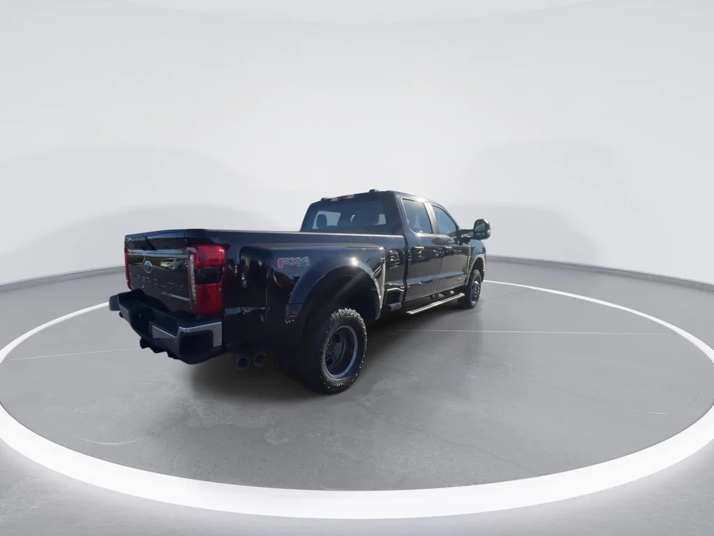 Used 2024 Black Ford XL image 8