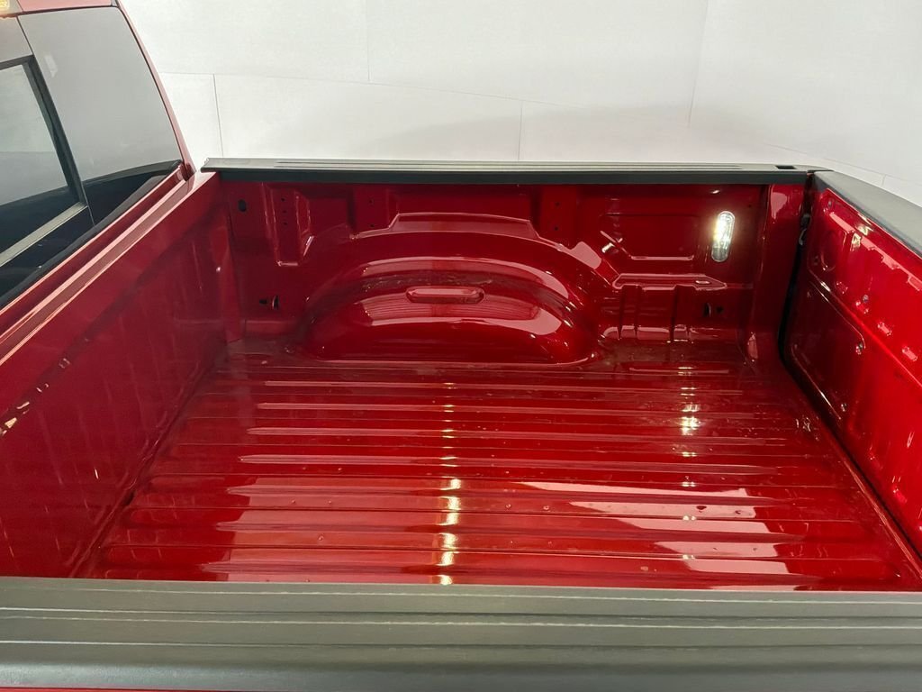 New 2026 Molten Red Pearl-Coat Exterior Paint RAM Rebel image 17