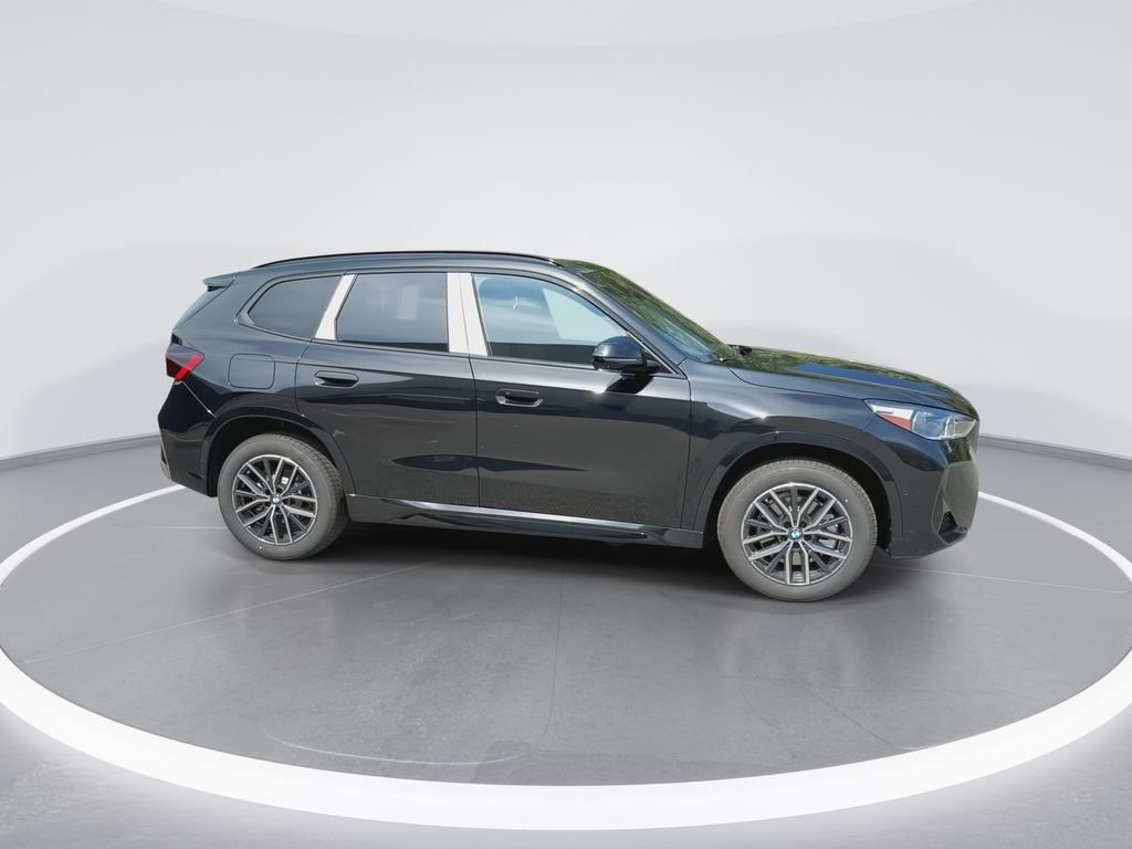 New 2026 Black Sapphire Metallic BMW xDrive28i image 9