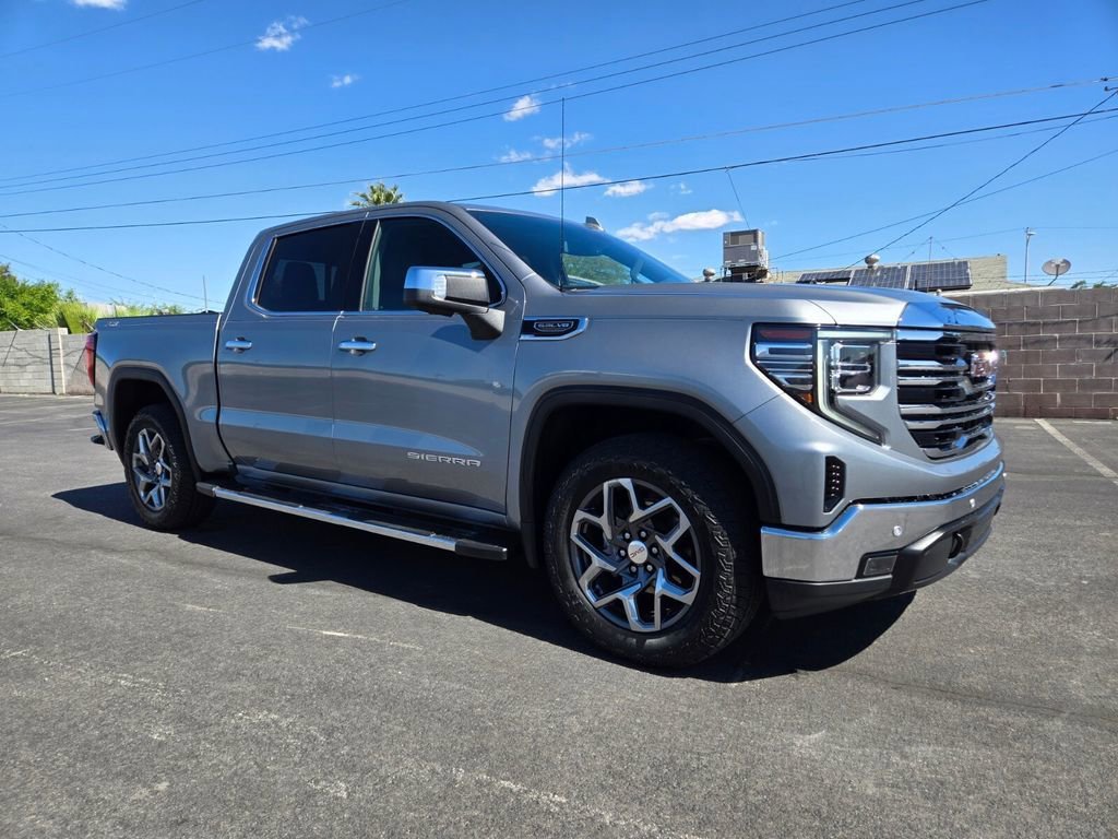 2024 GMC Sierra 4WD Crew Cab Short Box SLT's photo