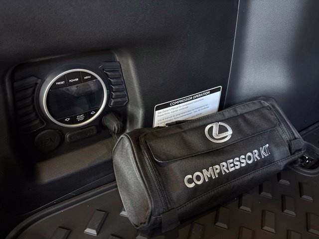 New 2026 Incognito and Black Onyx Lexus  550 OVERTRAIL+ image 12