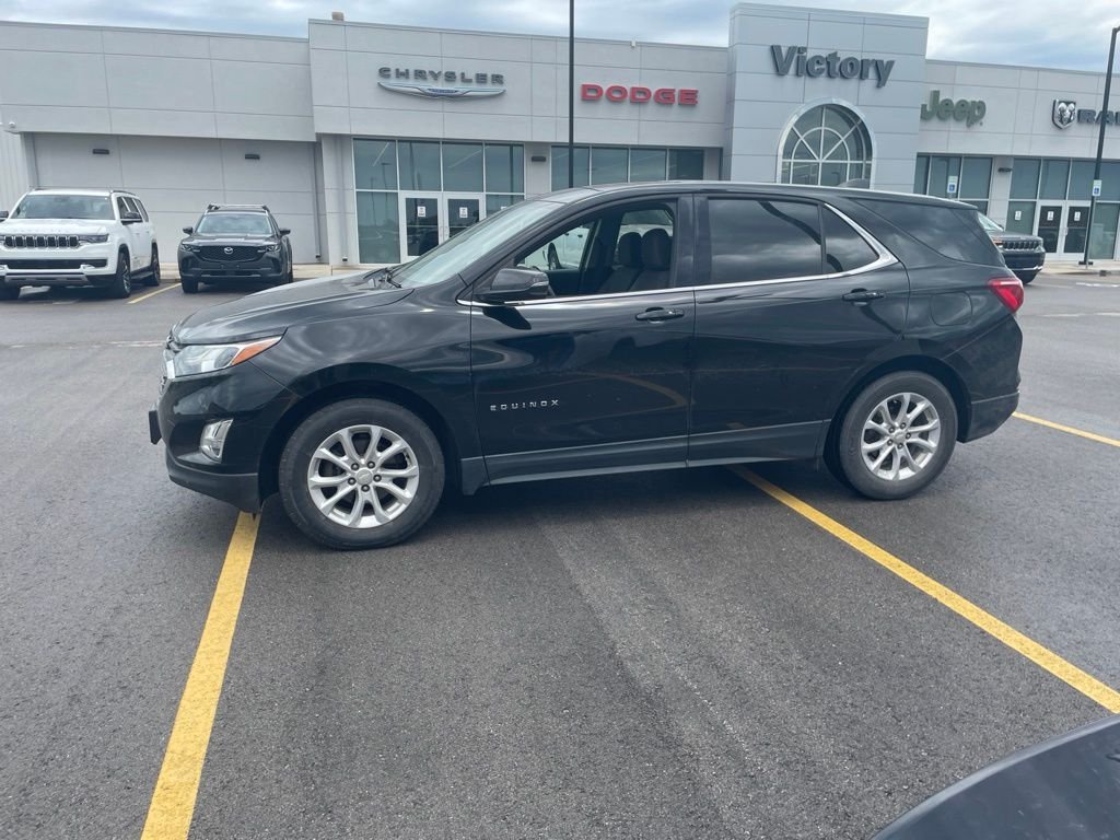 Used 2018 Chevrolet Equinox LT with VIN 3GNAXJEV0JL260887 for sale in Kansas City