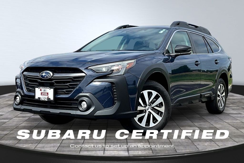 2025 Subaru Outback Premium's photo