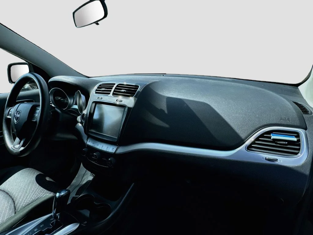 Used 2011 Black Dodge Mainstreet image 31