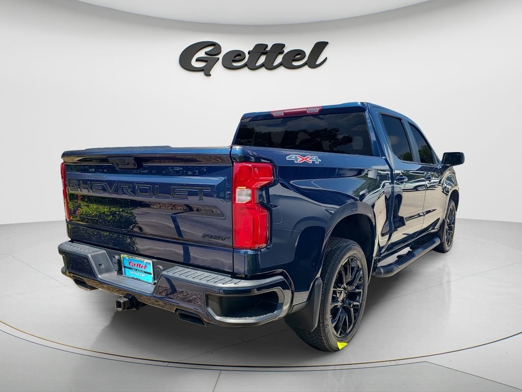 Used 2023 Blue Chevrolet RST image 4
