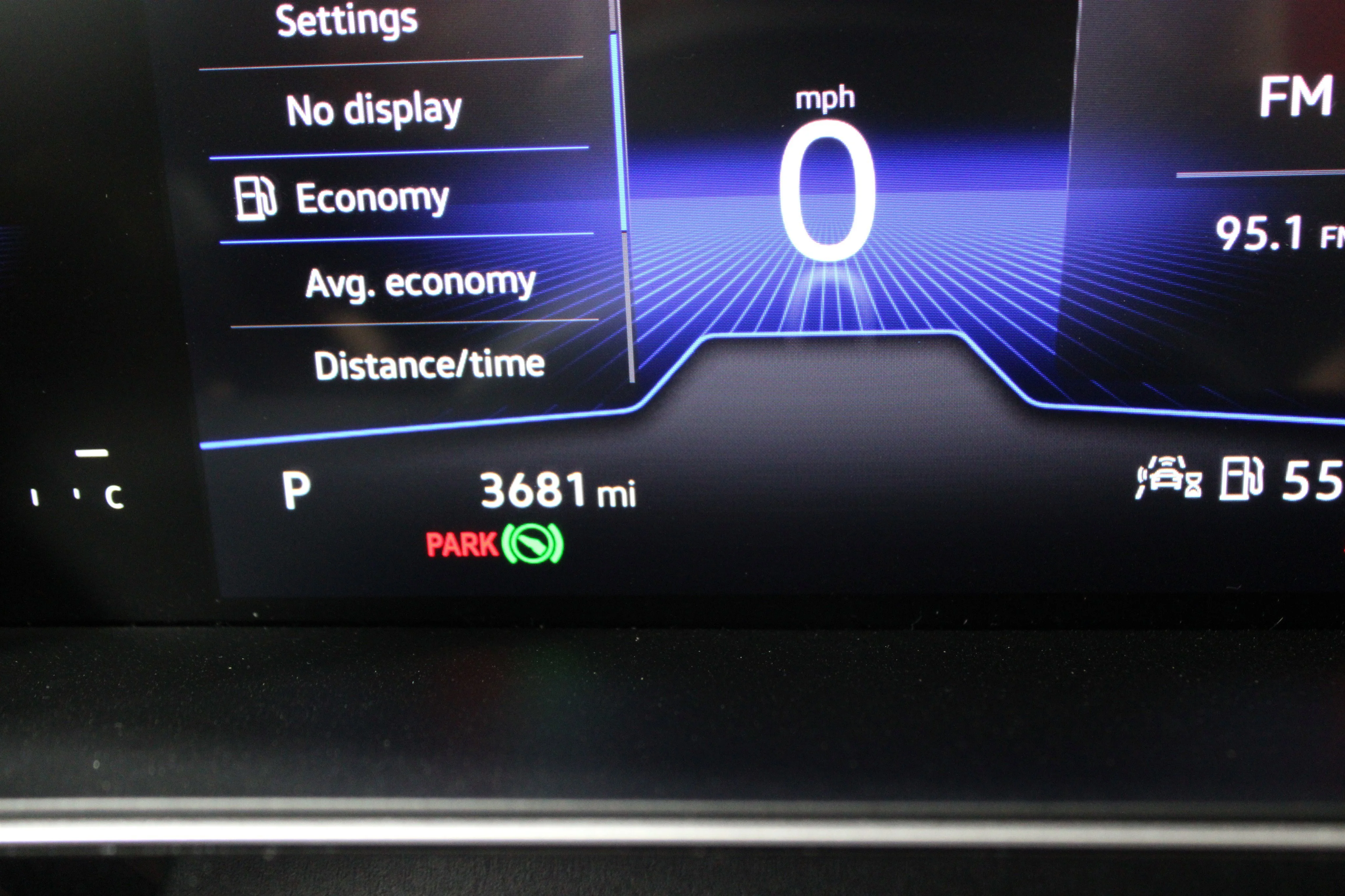 2025 Volkswagen Jetta Sport - Photo 12