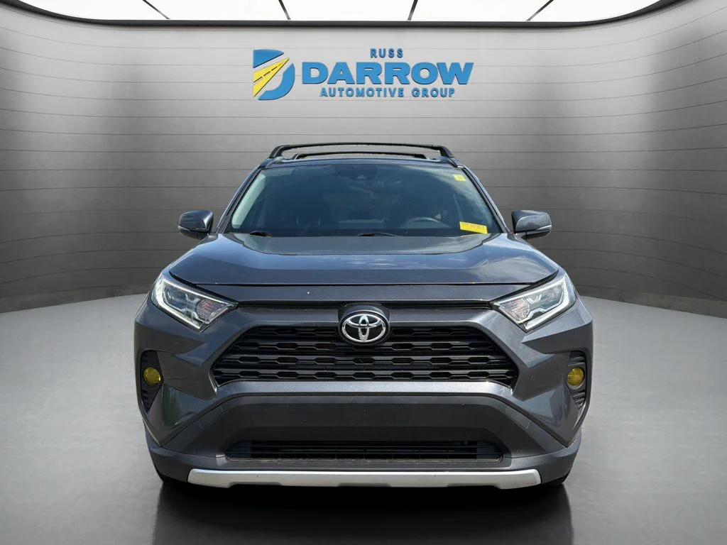 2021 Toyota RAV4 XLE - Photo 8