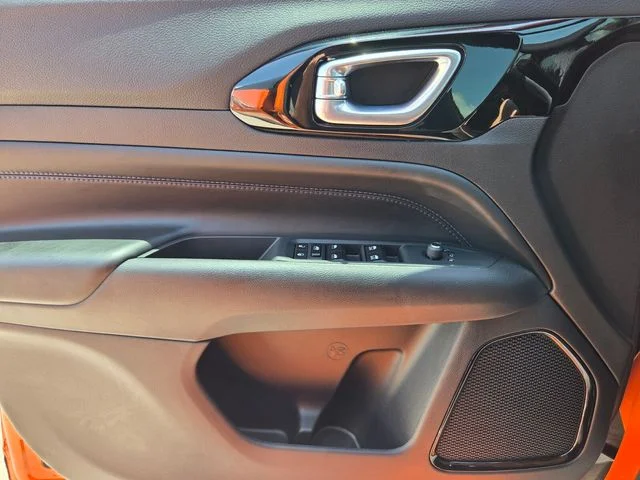 New 2026 Joose Exterior Paint Jeep Latitude image 19