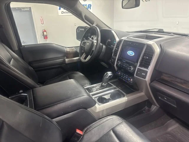 Used 2019 Black Ford Lariat image 24