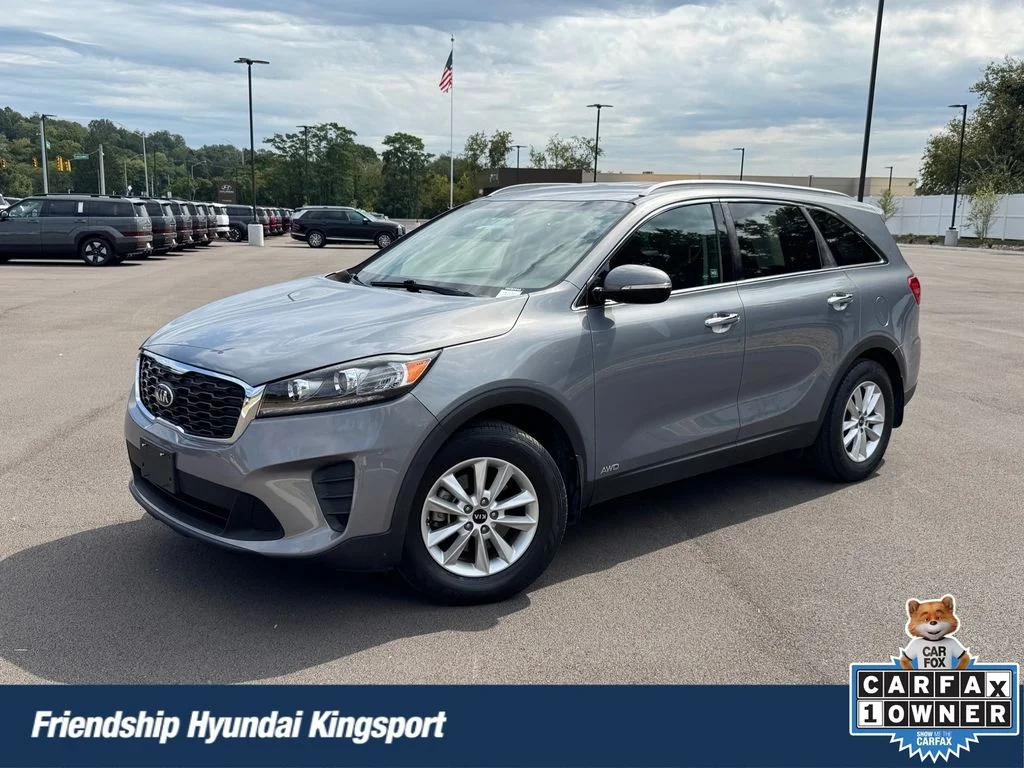 Used 2019 Silver Kia LX image 1