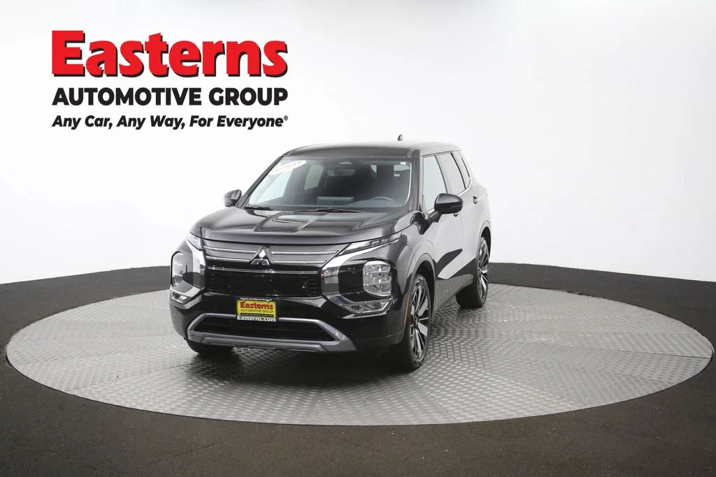 Used 2025 Black Mitsubishi SE image 55