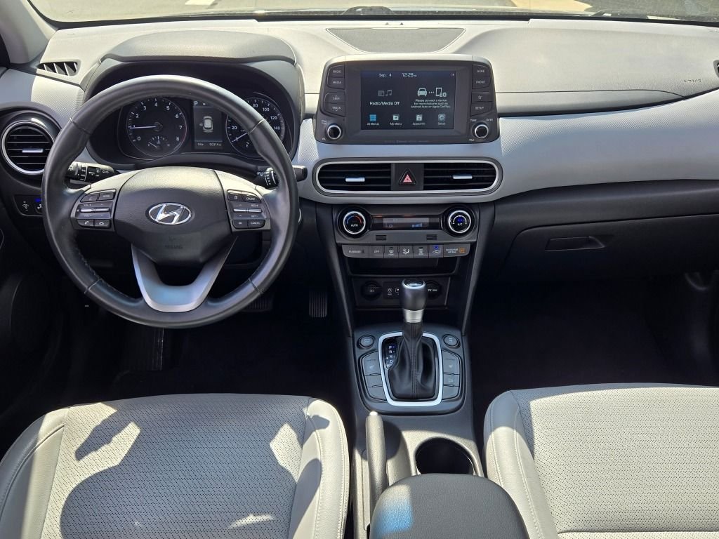 Used 2021 Ultra Black Hyundai Limited image 16